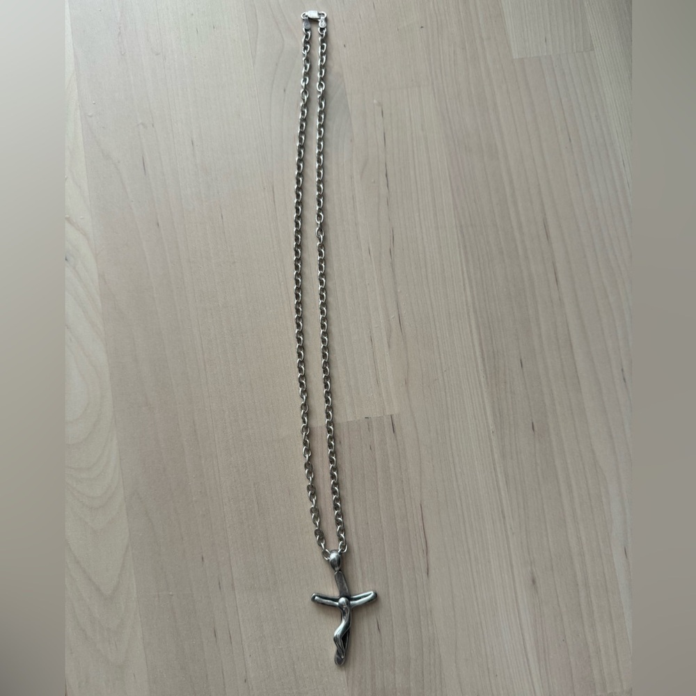 Sterling silver cross and necklace